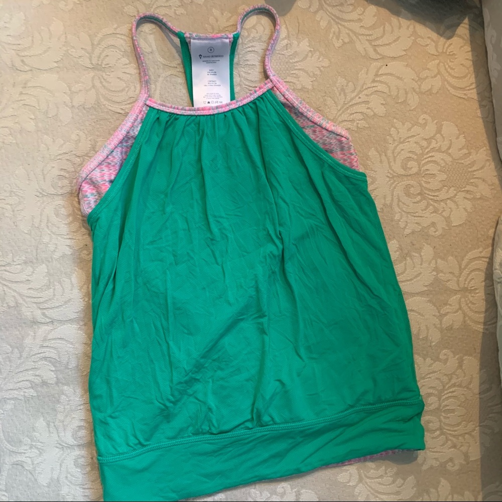 Ivivva athletic top amazing quality